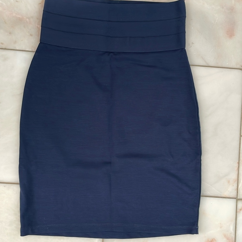 Short skirt